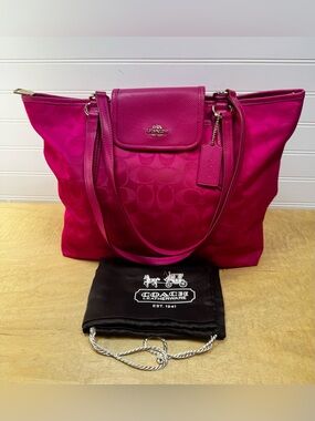 Coach Ward Signature Nylon & Leather Fuchsia Tote Bag #33475 With Dust Bag